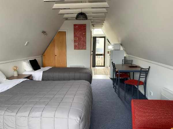 Wakatipu View Apartments image 24