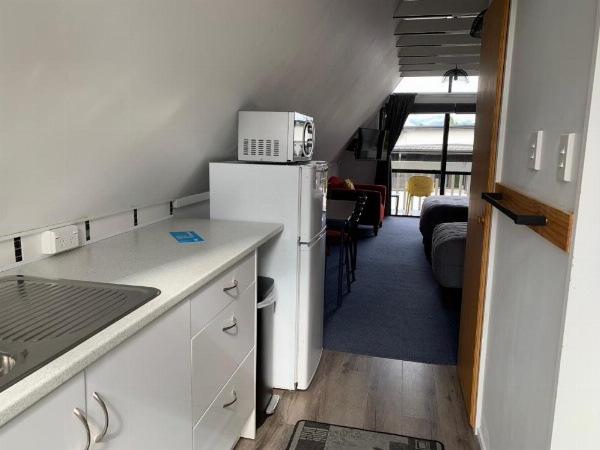 Wakatipu View Apartments image 29